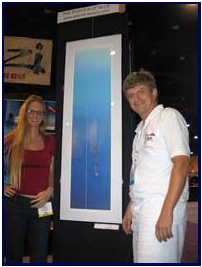 Tanya Streeter in front of Pascal's Freediver painting, pic by P.Mooney